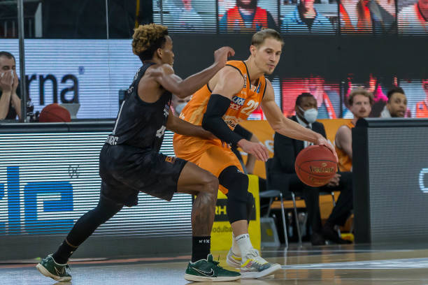 协作完成一 协作完成一